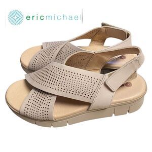 ERIC MICHAEL Tracy Women's Off-White Wedge Sandals NEW 39 8.5 9